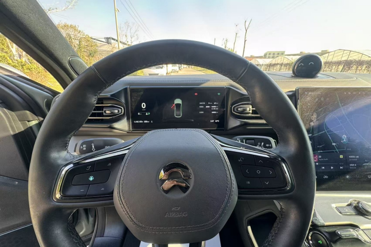 蔚来EC6 2020款 440KM 签名版中控内饰7004