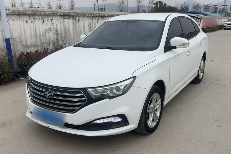 奔腾B30 2017款 1.6L 自动舒适型车身外观1