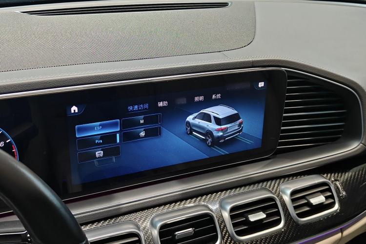 奔驰GLE 2020款 GLE 350 4MATIC 动感型特别版中控内饰7005