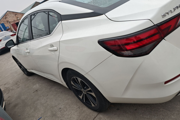 日产 轩逸 2022款 1.6L XL CVT悦享版车身外观6003