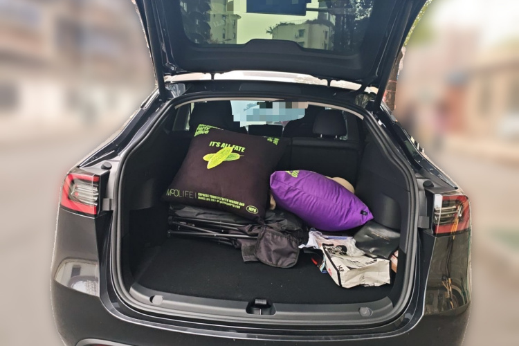 特斯拉 Model Y 2024款 后轮驱动版中控内饰23