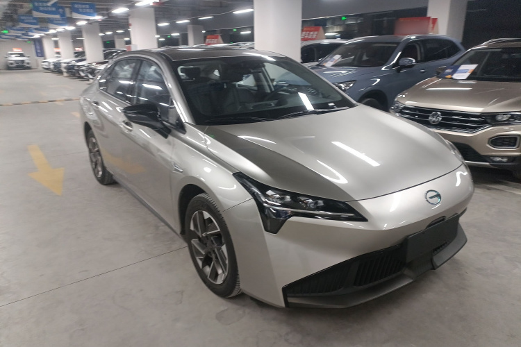 埃安 AION S Plus 2025款 出行版 52.998kWh车身外观3