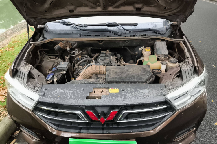 五菱汽车 五菱宏光 2021款 1.5L改款 S标准型 液压助力LAR局部细节24