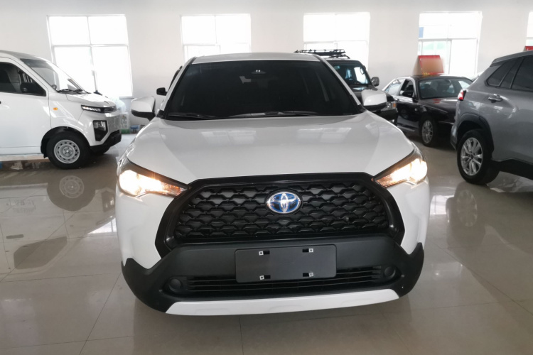 丰田 卡罗拉锐放 2023款 双擎 2.0L 先锋版车身外观6001