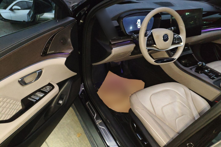 比亚迪 汉 2024款 EV 荣耀版 610KM四驱天神之眼智驾型中控内饰20