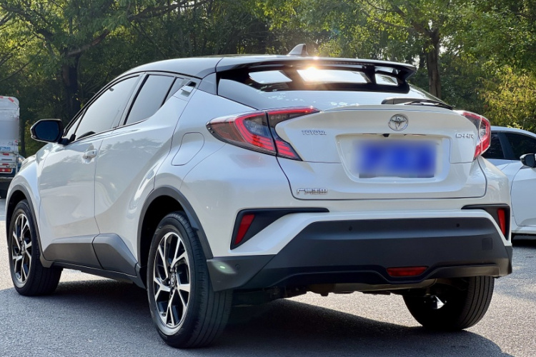 丰田C-HR 2020款 2.0L 豪华版车身外观6005