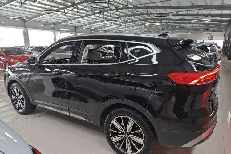 哈弗H6 2023款 国潮版 1.5T 自动冠军版车身外观4