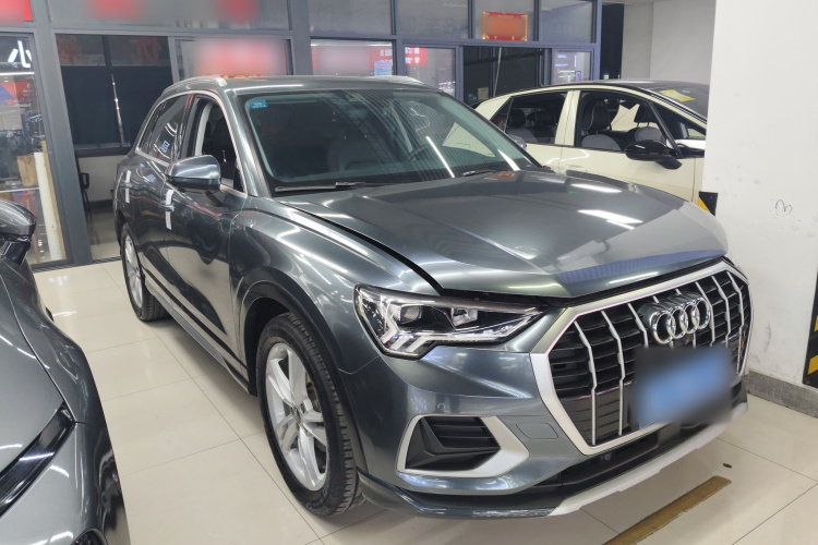 奥迪Q3 2020款 35 TFSI 时尚致雅型车身外观3