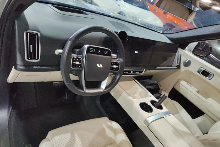 理想汽车 理想L9 2022款 Max中控内饰12