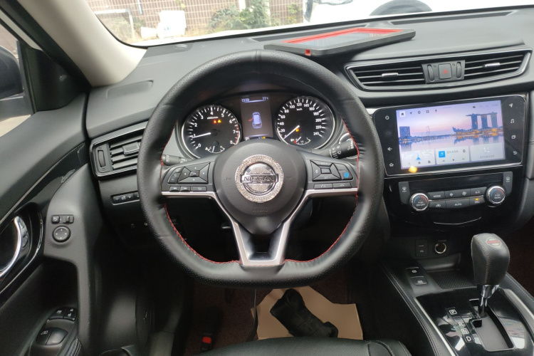 日产 奇骏 2021款 2.5L CVT 4WD XL ITS豪华领航版中控内饰13