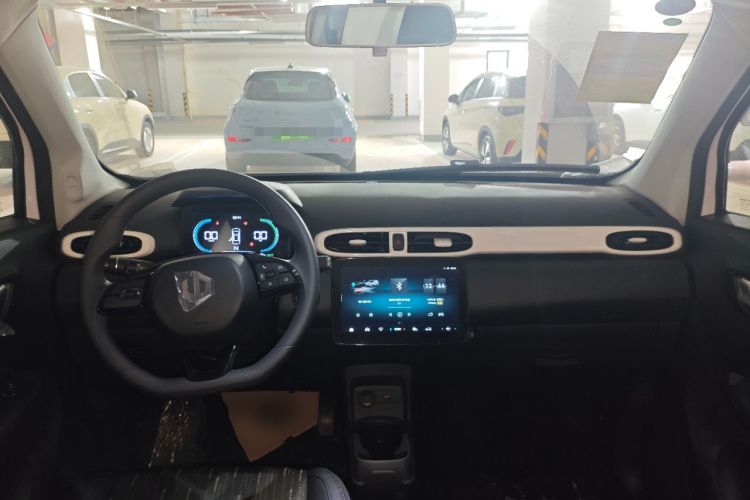 零跑汽车 零跑T03 2025款 310舒享版中控内饰12