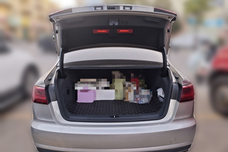 奥迪A6L 2017款 TFSI 技术型中控内饰23