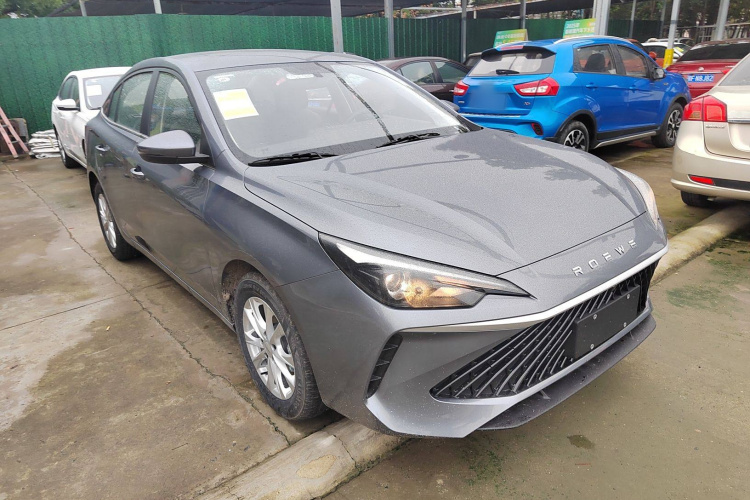 荣威i5 2023款 1.5L CVT豪华版车身外观6002