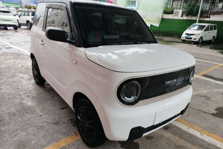 吉利银河 2023款 熊猫mini 120km 超萌熊车身外观3