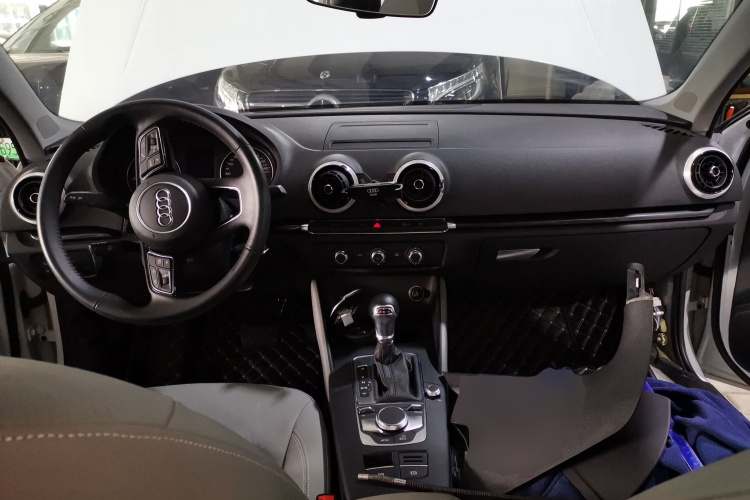 奥迪A3 2020款 Limousine 35 TFSI 时尚型 国VI中控内饰7002