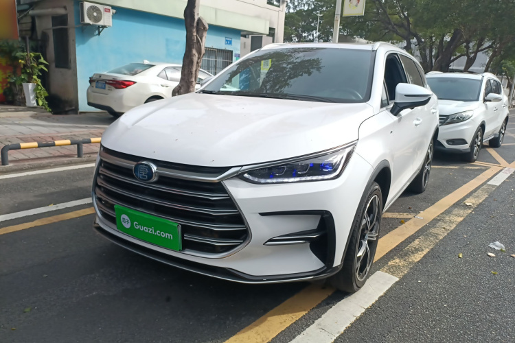 比亚迪 唐新能源 2021款 DM 2.0T 四驱性能版尊贵型车身外观1