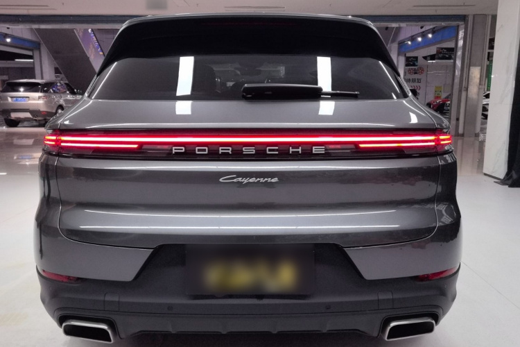 保时捷 2024款 Cayenne 3.0T车身外观6004