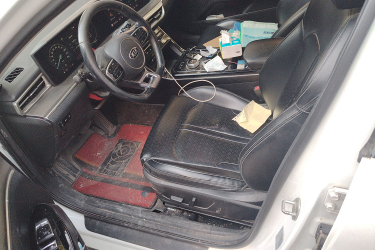 起亚K5 2020款 270T CVVD 豪华科技版局部细节19