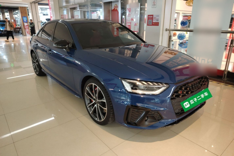 奥迪S4 2023款 S4 3.0TFSI车身外观3