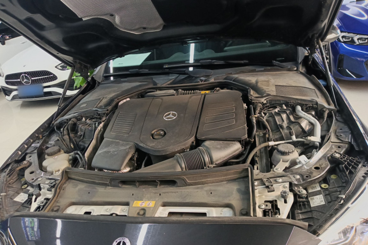 奔驰C级 2022款 改款 C 260 L 运动版机舱底盘24