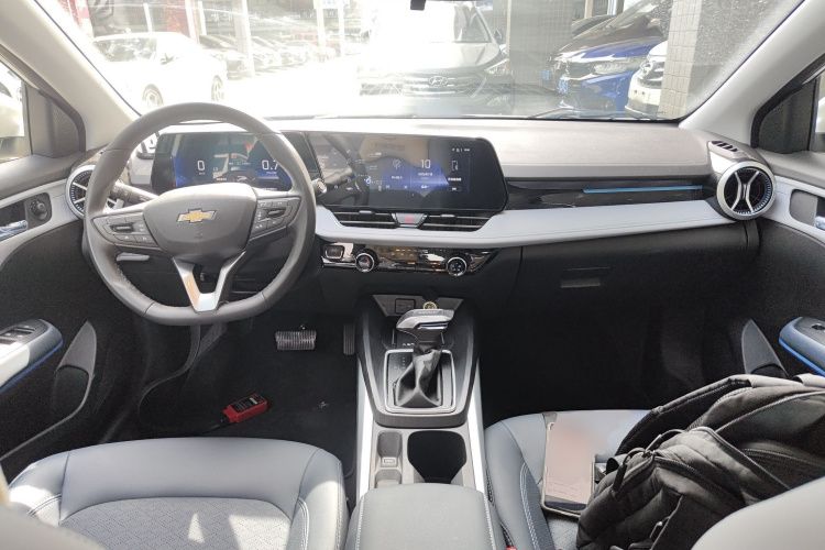 雪佛兰 科鲁泽 2024款 1.5L 双离合悦享版中控内饰12