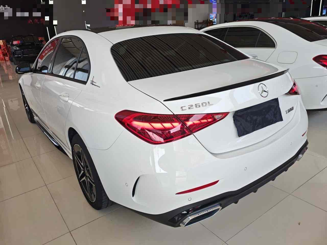 奔驰C级 2025款 C 260 L 皓夜运动版(3)