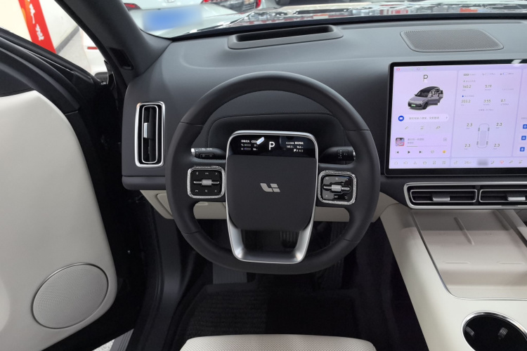 理想汽车 理想L8 2023款 Pro中控内饰13