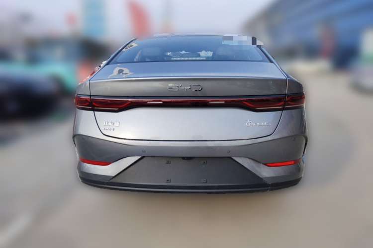 比亚迪 秦PLUS 2025款 DM-i 智驾版 55KM领先型车身外观6