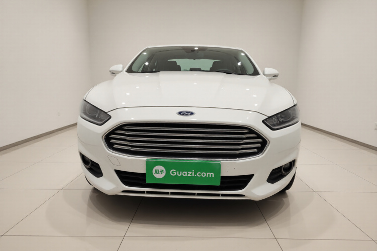福特 蒙迪欧 2013款 1.5L GTDi180时尚型车身外观2