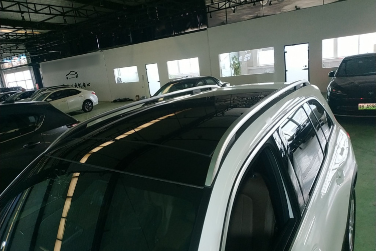 奔驰GLB 2023款 GLB 200 动感型局部细节57