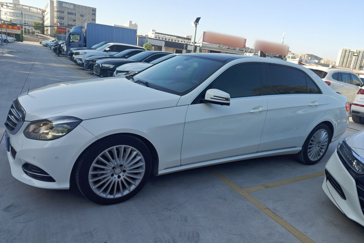 奔驰E级 2015款 E 260 L车身外观4