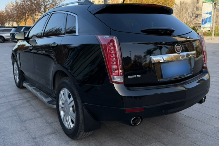 凯迪拉克SRX 2013款 3.0L 精英型车身外观6003