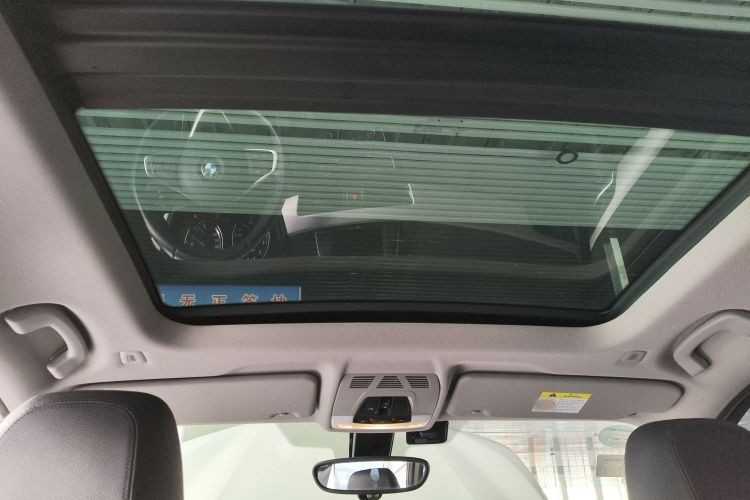 宝马X1 2019款 sDrive20Li 领先型中控内饰22