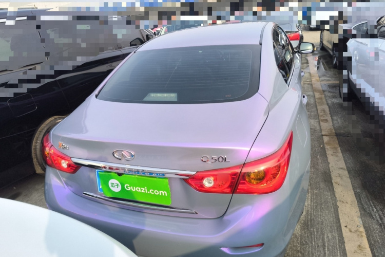 英菲尼迪Q50L 2016款 2.0T 舒适版车身外观6