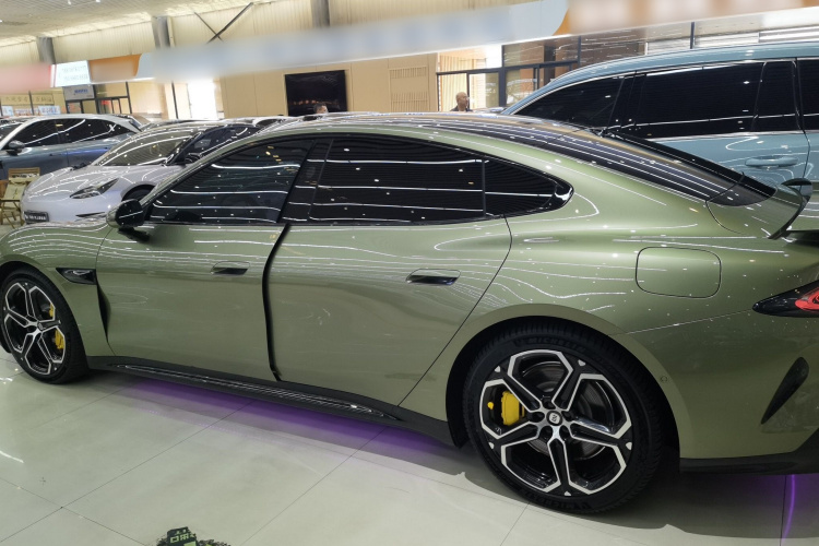 小米汽车 小米SU7 2024款 四驱超长续航高阶智驾Max版车身外观4