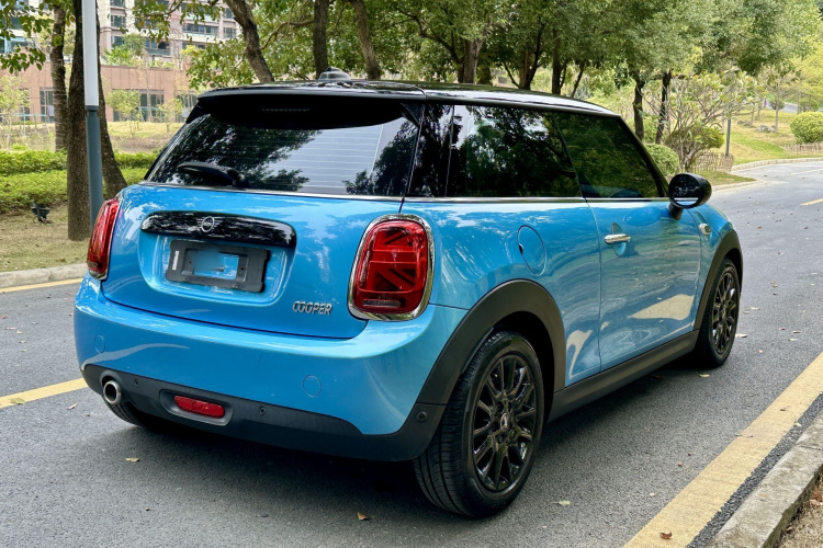 MINI 2018款 1.5T COOPER 经典派车身外观6005