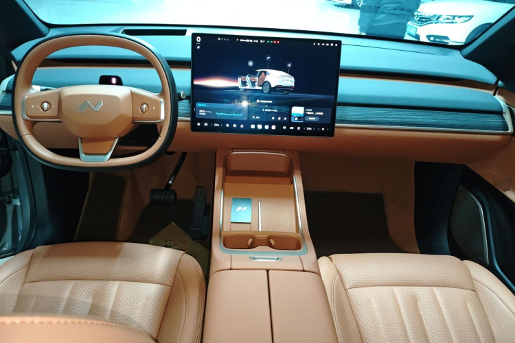 乐道L60 2024款 60kWh 后驱版中控内饰12