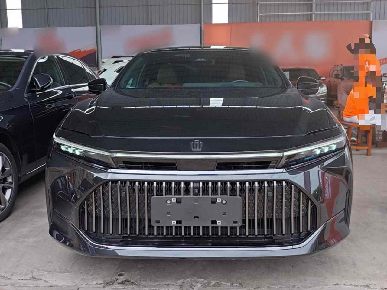 丰田 皇冠(进口) 2024款 2.5L 至尊版(1)