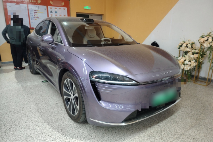 鸿蒙智行 智界R7 2024款 纯电 736km UItra车身外观6002