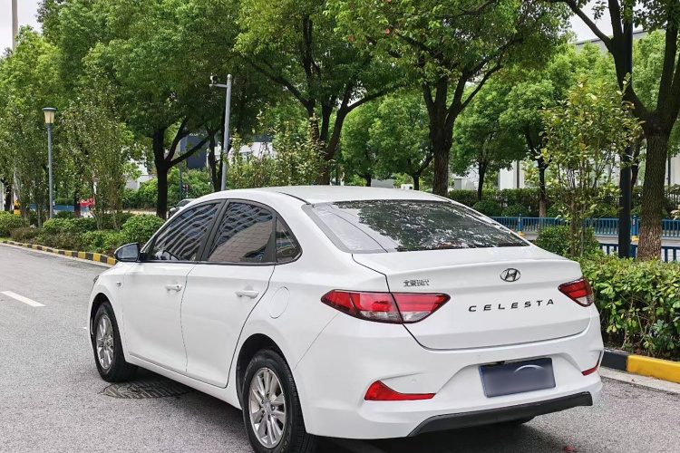 现代 悦动 2018款 1.6L 自动悦目版GL 国VI车身外观6003