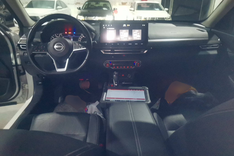 日产 天籁 2022款 2.0L XL-TLS 悦享版中控内饰7002