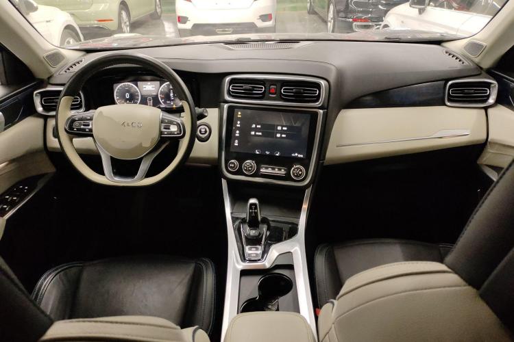 领克01 2017款 2.0T 两驱耀Pro版中控内饰12