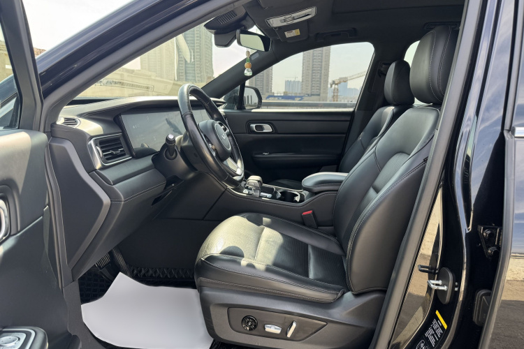 理想汽车 理想ONE 2021款 增程6座版中控内饰7001