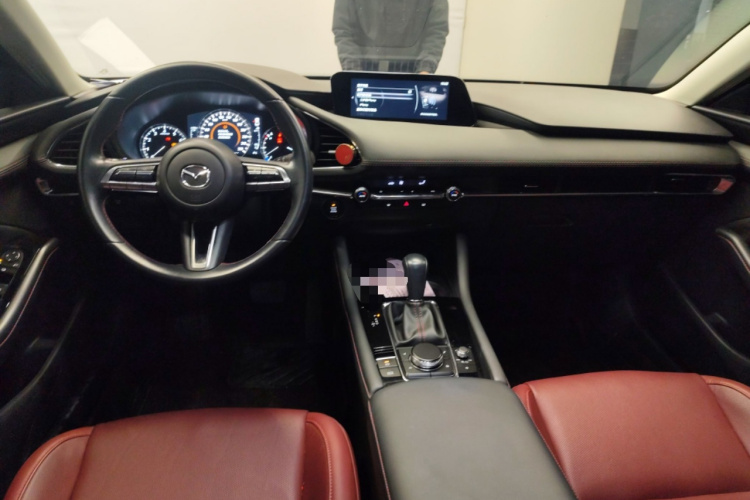 马自达3 昂克赛拉 2022款 2.0L 自动质雅黑曜版中控内饰12