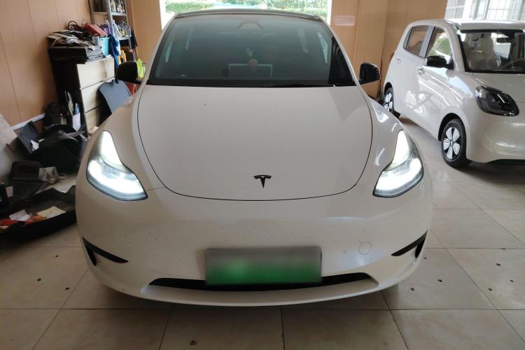 特斯拉 Model Y 2024款 后轮驱动版车身外观6001