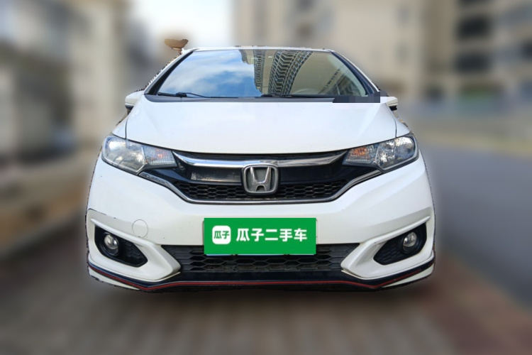 本田 飞度 2018款 1.5L CVT潮跑版车身外观2