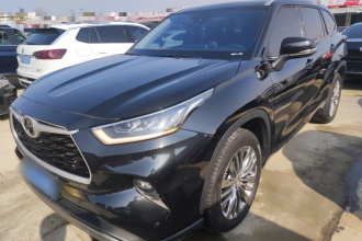 丰田 汉兰达 2022款 380T 四驱豪华版 7座