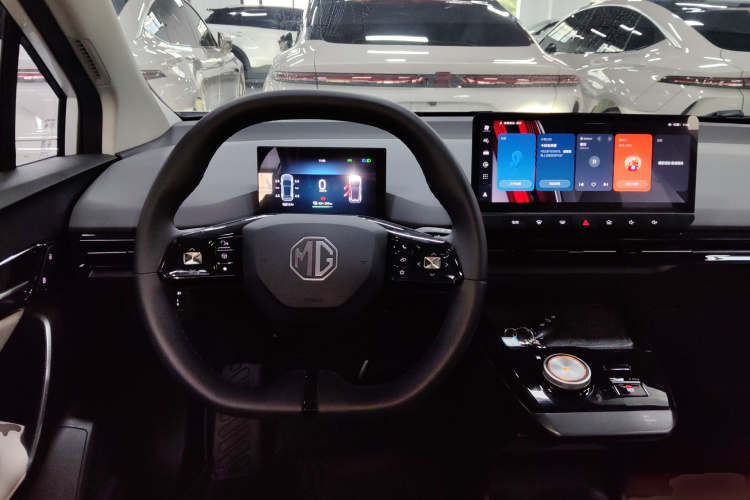 名爵 MG4 EV 2023款 415km 出海冠军版中控内饰13