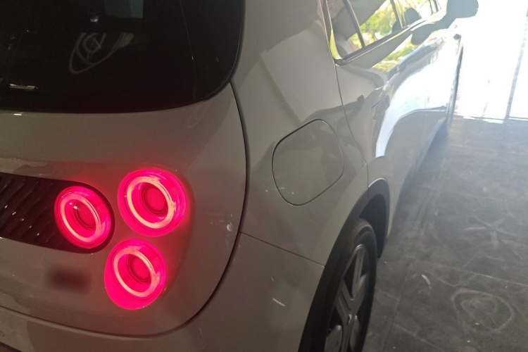 firefly萤火虫 2025款 自在版车身外观6006