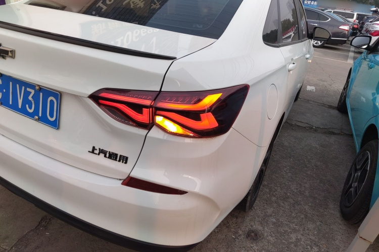 雪佛兰 科鲁泽 2019款 Redline 320T 双离合欢快版 国VI车身外观9